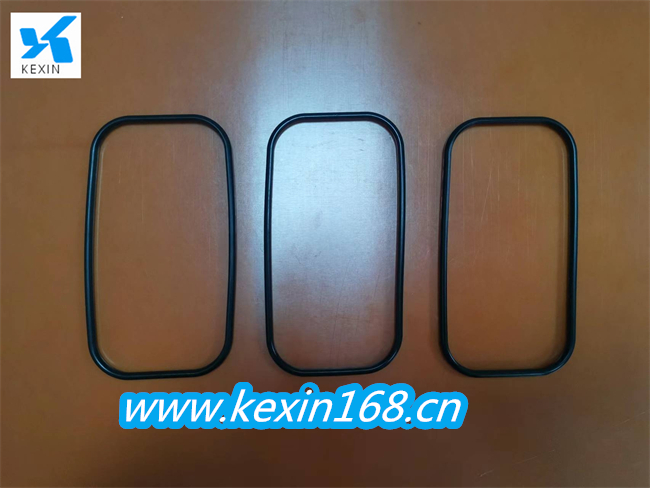 如何解決硅膠制品分模線(xiàn)的問(wèn)題？